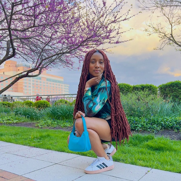 Meet your Posher, Tushiya - Picture 3 of 14